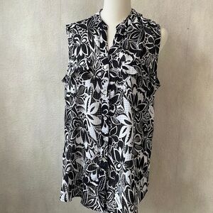 Notations button up sleeveless blouse